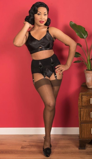 H2014 - Seamed Stockings
