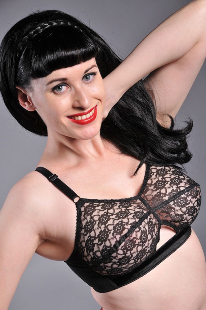 BH - Betty Lace